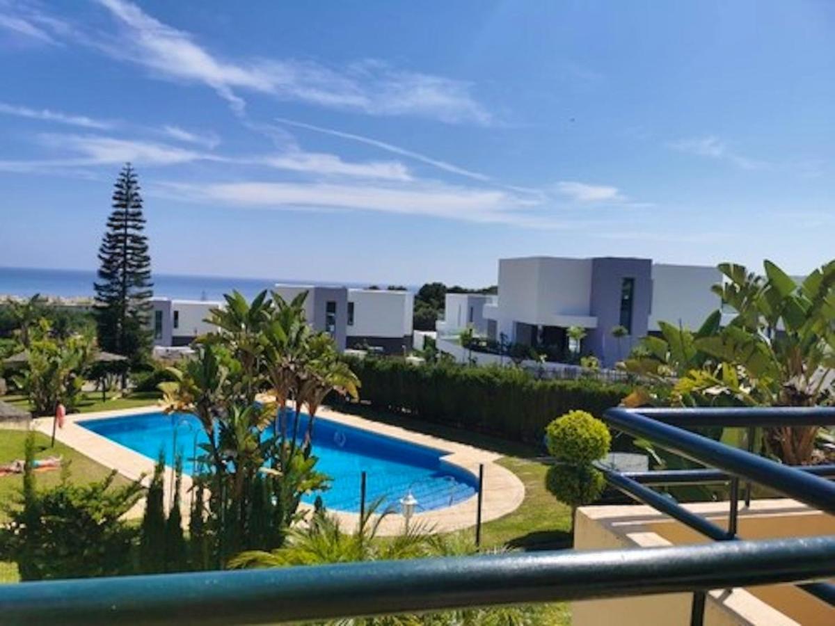 Elegant In 80 M² With Shared Pool Appartement *