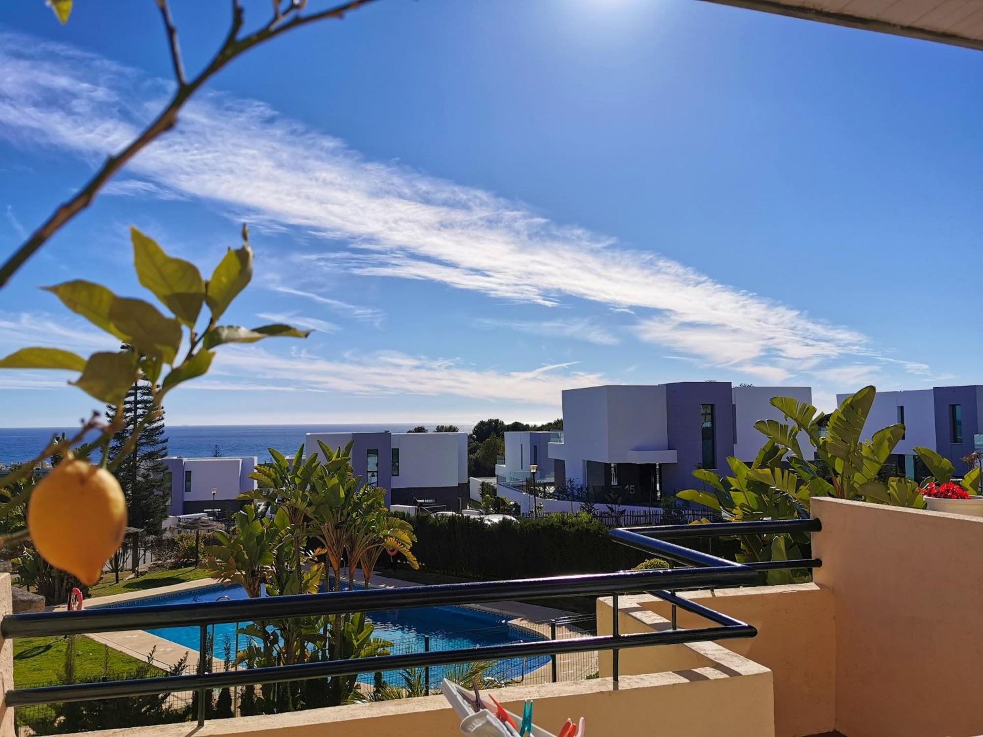 Elegant In 80 M² With Shared Pool * Marbella